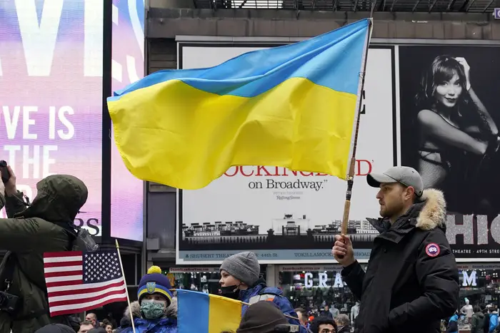 Protesters support Ukraine in Times Square